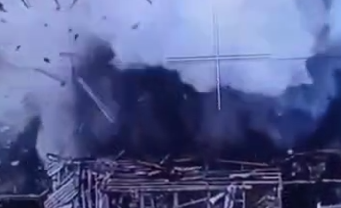 Бааам!